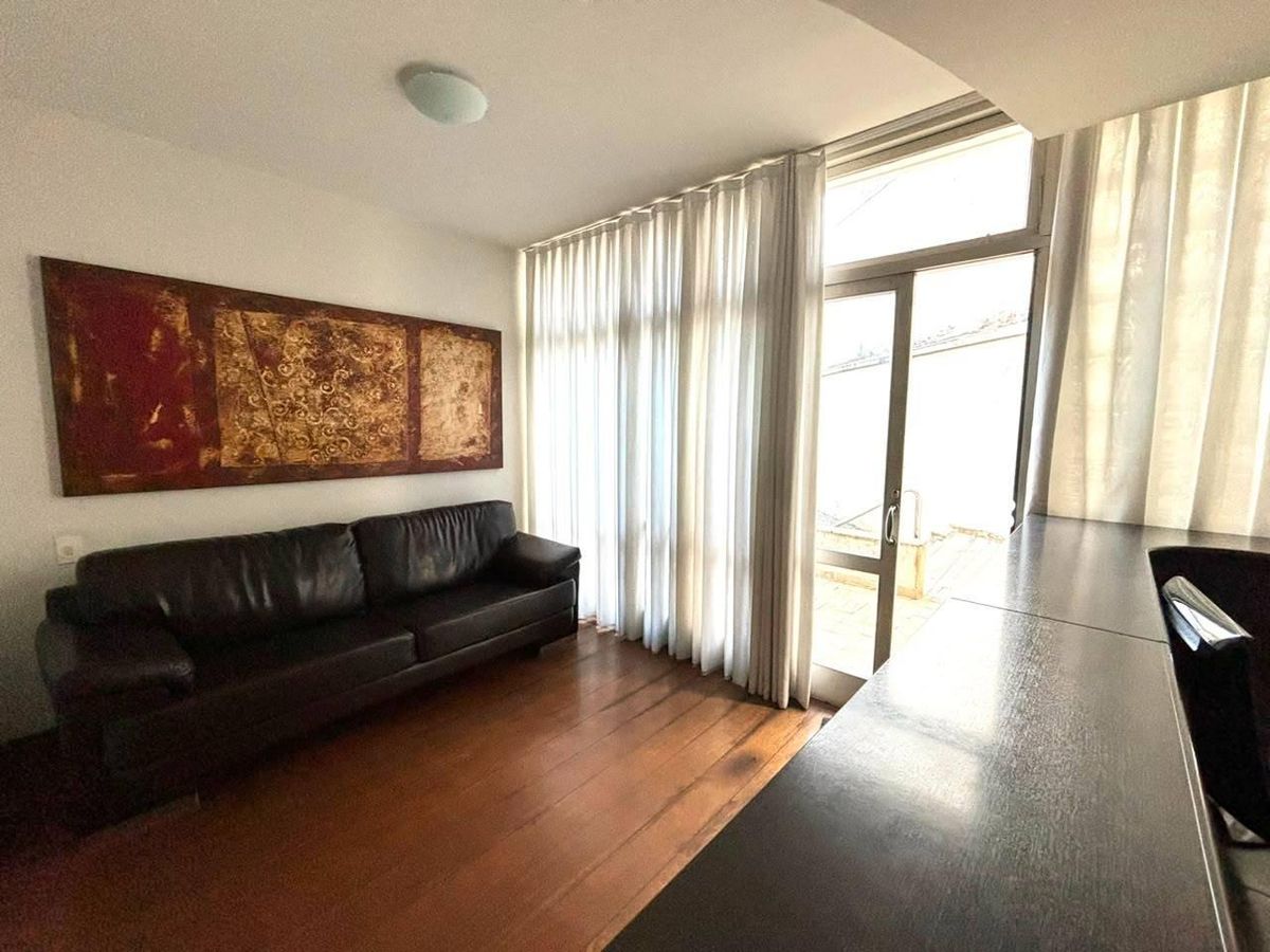 Casa Comercial para Alugar em Lourdes | 2 Andares e Área Externa - Comercial em Lourdes, Belo Horizonte - para locação - EQUIPE1 NEGOCIOS LTDA