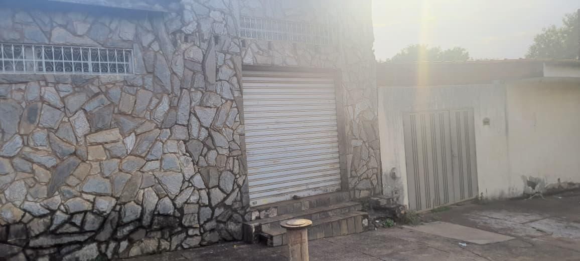 Casa com 3 quartos, Jardim Maria Casagrande Lopes (Dona Amália) - Ribeirão Preto - Casa em Jardim Maria Casagrande Lopes (Dona Amália), Ribeirão Preto - à venda - Locca Imóveis
