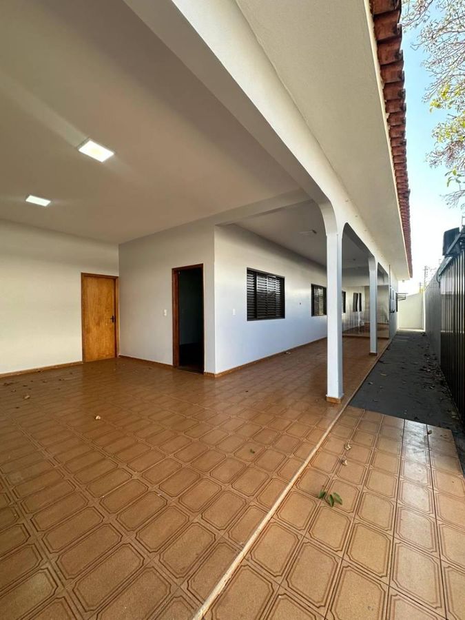 Foto 12 — Casa para alugar no Santo Agostinho