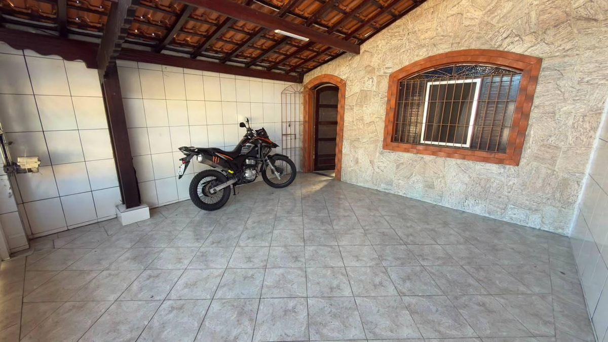 Casa Geminada com 2 quartos, Mirim - Praia Grande