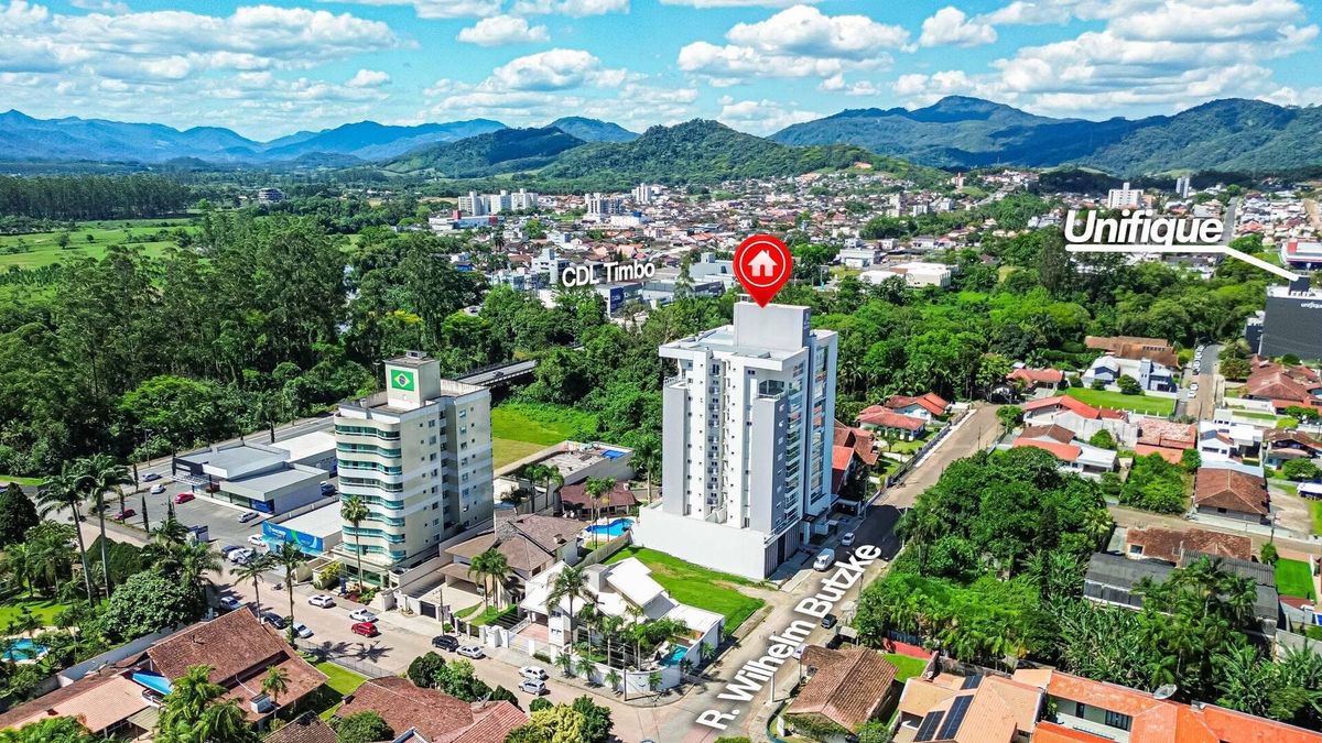Apartamento com 3 suites e 2 vagas individuais no Centro de Timbó