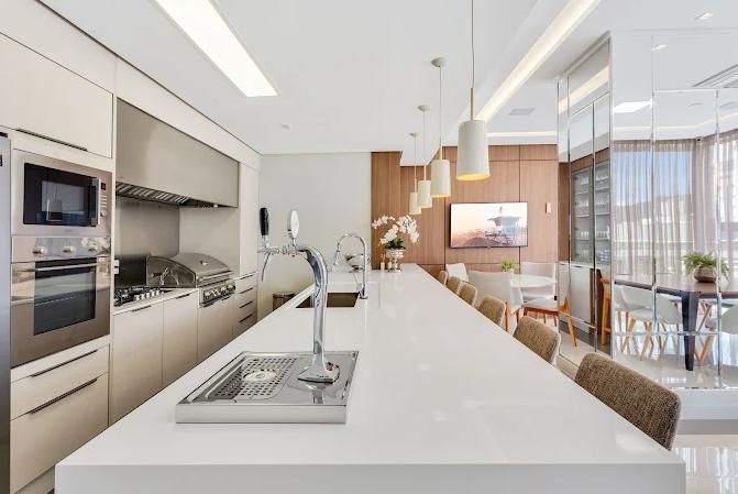 APARTAMENTO 4 QUARTOS NO FALCON TOWER FG PARA ALUGUEL - CENTRO - BALNEARIO CAMBORIU - Apartamento em Centro, Balneário Camboriú - para locação - Imóveis na Brava