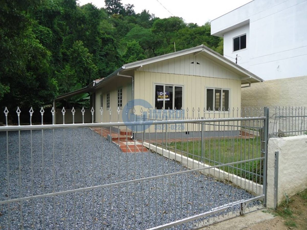 Casa para Locação em Rio do Sul - SC - Casa em Santana, Rio do Sul - para locação - Imobiliária Cimardi LTDA