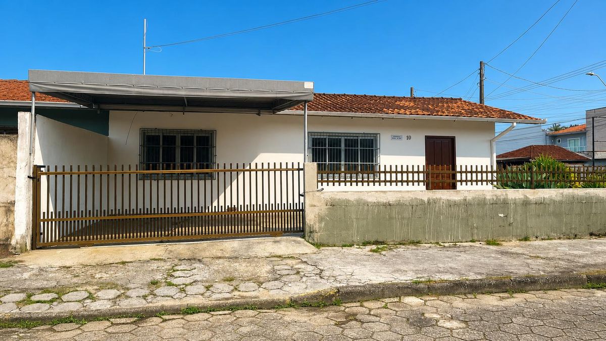 Casa Residencial ou Comercial 2 Quartos - Casa em Guanabara, Joinville - para locação - IMOBILIARIA BORBA