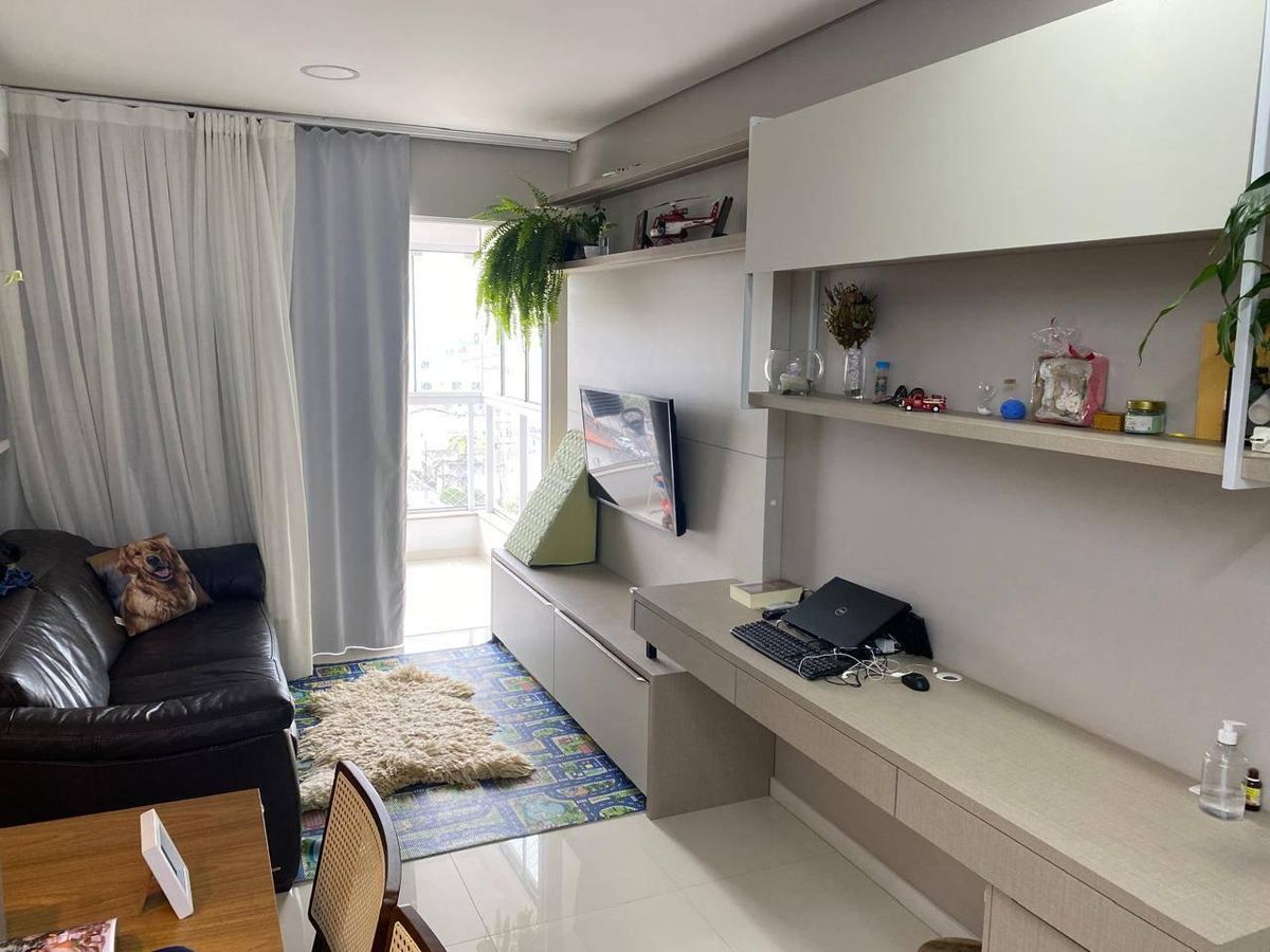 Apartamento à Venda com 2 dormitórios à Venda no Nações em Balneário Camboriú - Apartamento em Nações, Balneário Camboriú - à venda - WOW Imobiliária Ltda