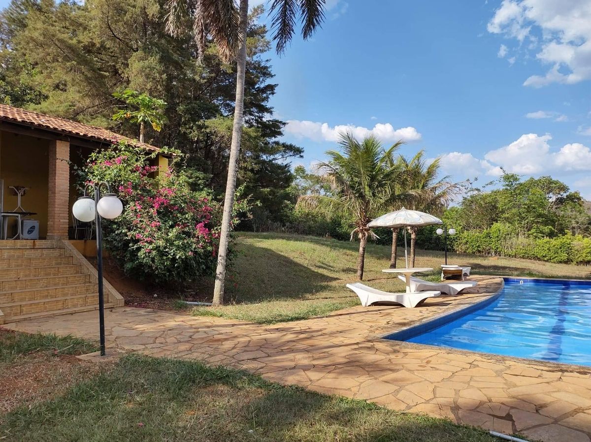 Chácara à Venda em Ponte Alta Norte - Gama | 40.000 m² | Casa Sede com 3 Quartos | Piscina | Área Gourmet | R$ 1,5 Milhão - Chácara em Ponte Alta Norte (Gama), Brasília - à venda - Milton Aparecido Correa