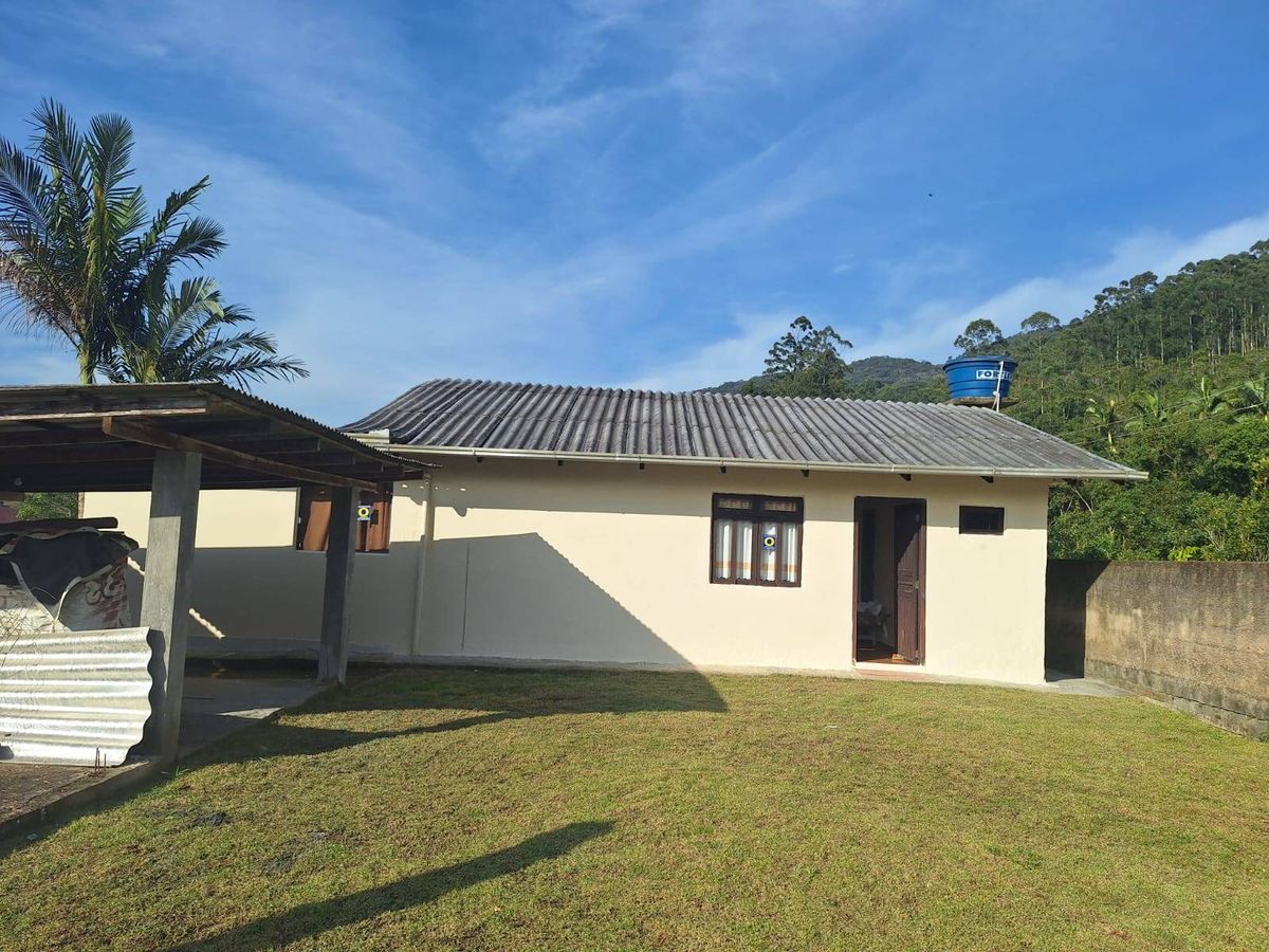 Casa com 1 quarto para Locação, Missões - Ilhota - Casa em Missões, Ilhota - para locação - Tomio Imoveis Ltda