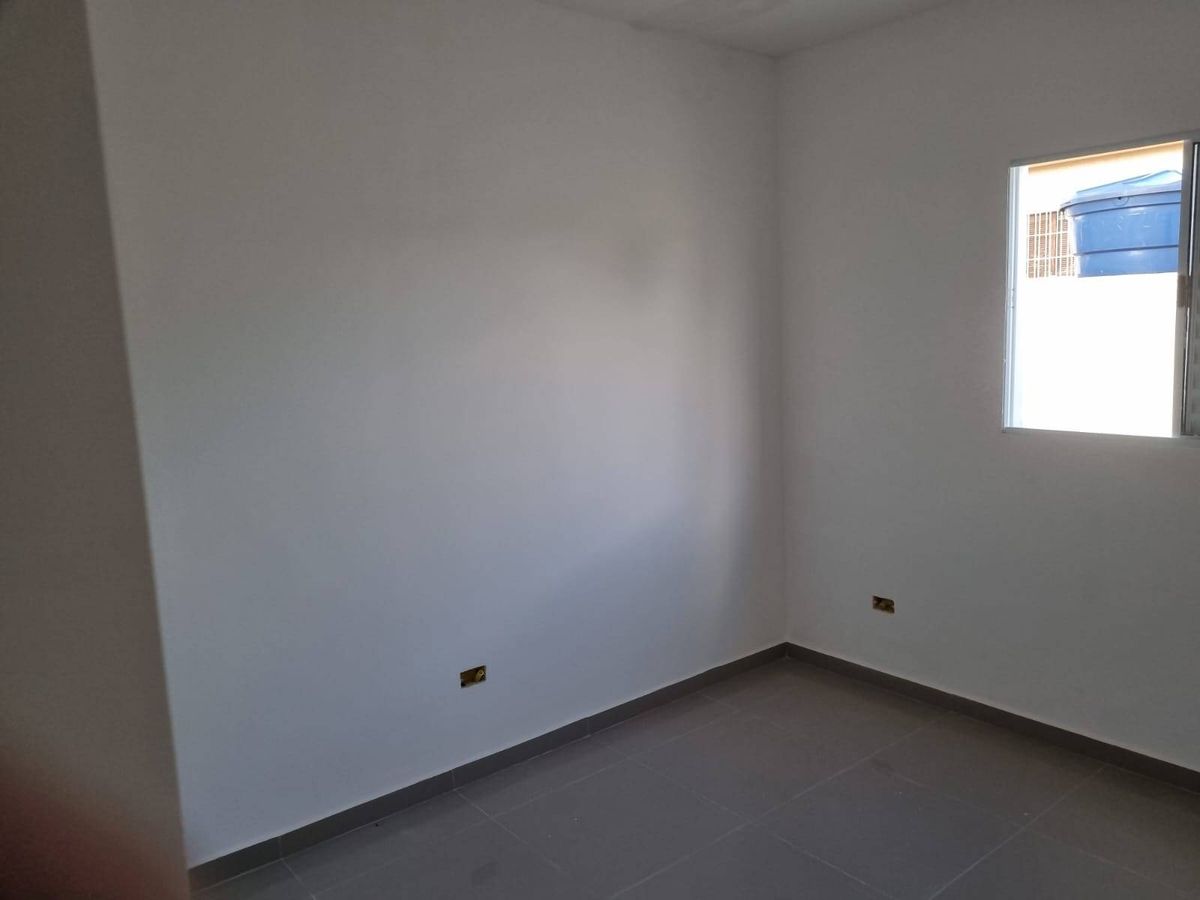 Sobrado com 3 quartos à Venda, Jardim Santa Bárbara - Guarulhos