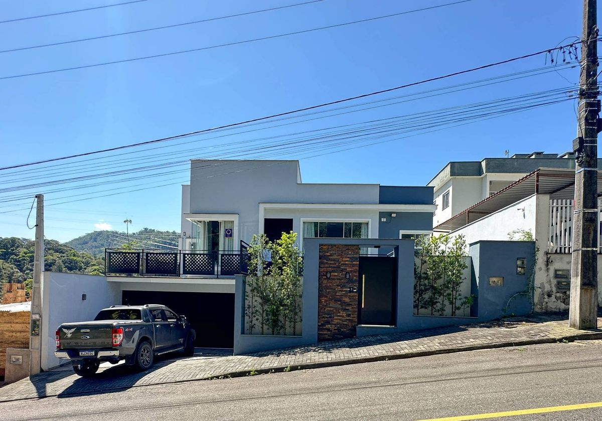 CASA COM SUÍTE + 2 QUARTOS - TRÊS RIOS DO NORTE - Casa em Três Rios do Norte, Jaraguá do Sul - à venda - IMOB Imóveis