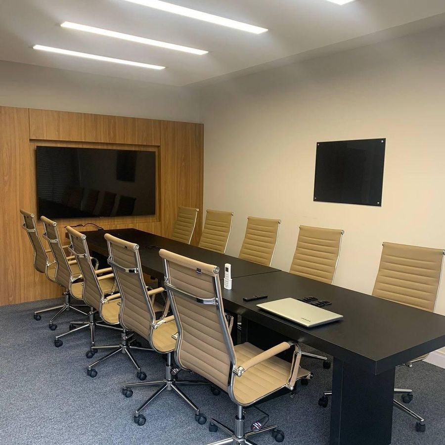 Casa comercial com estrutura de Coworking , localizada no bairro Anhangabaú - Jundiaí - Comercial em Anhangabaú, Jundiaí - à venda - Fiveh Soluções Imobiliárias