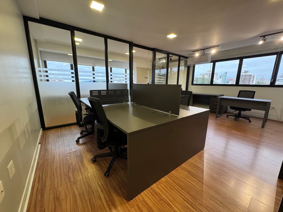 Sala Comercial Finamente Mobiliada para Venda no Coral Corporate – Coqueiros, Fpolis - Salas Comerciais em Coqueiros, Florianópolis - à venda - Conceito Imóveis