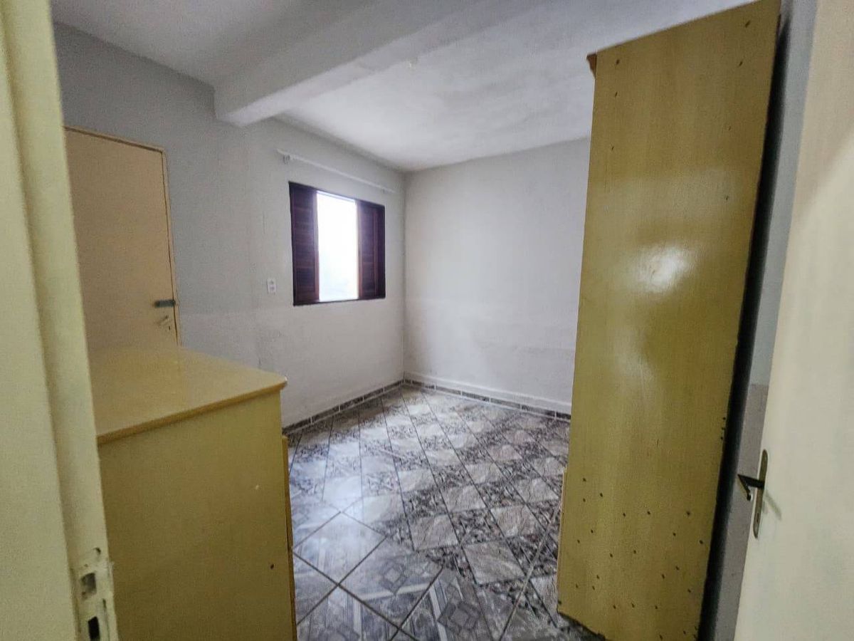 Sobrado- bairro enseada-são sebastião-sp