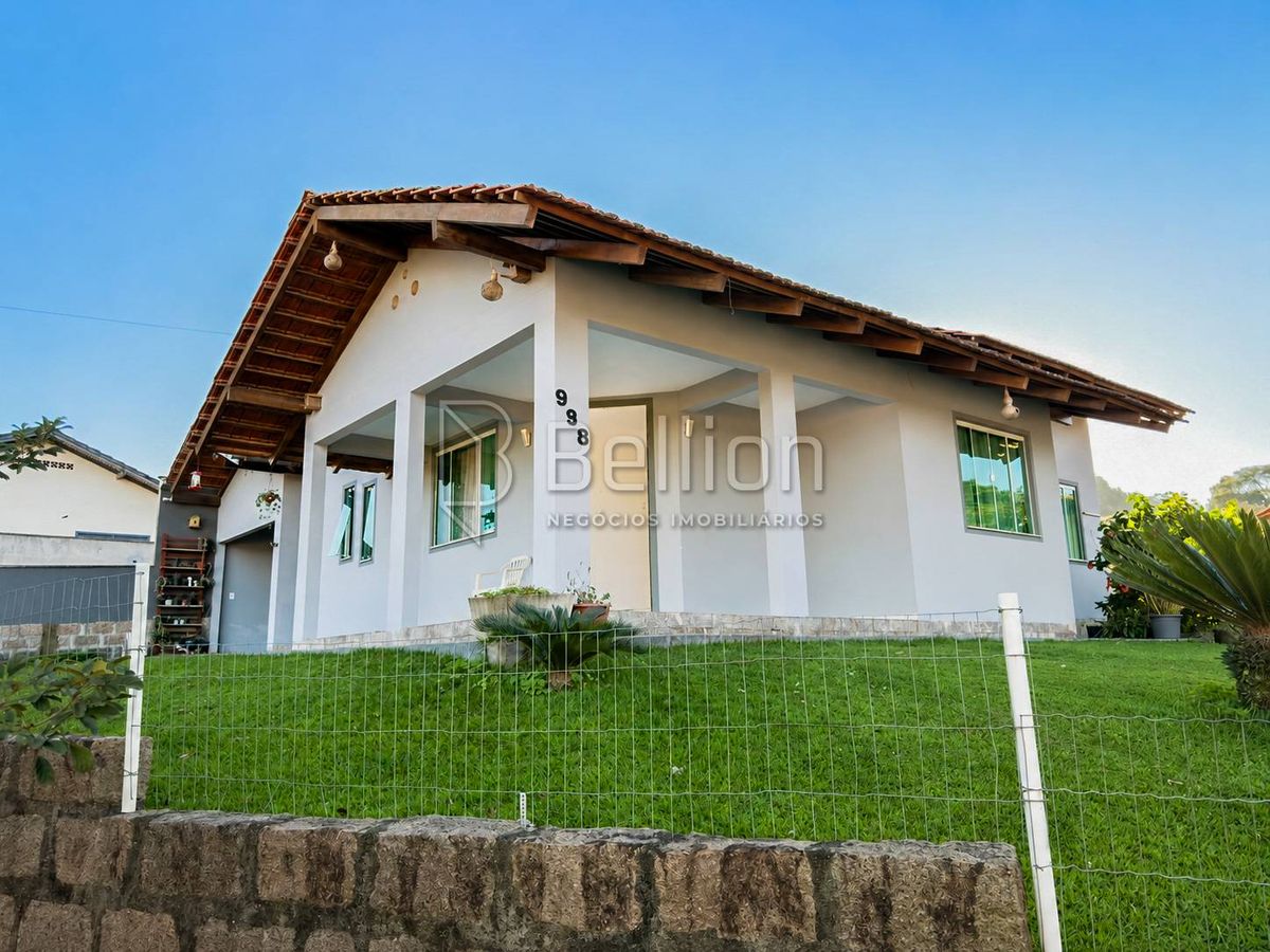 Casa, 3 quartos, 132 m² - Foto 2