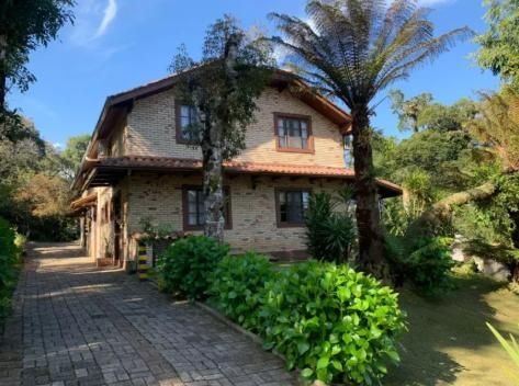 CASA EM CONDOMÍNIO FECHADO COM 3 QUARTOS EM GRAMADO - Casa de Condomínio em Lagos do Bosque, Gramado - à venda - Praxer