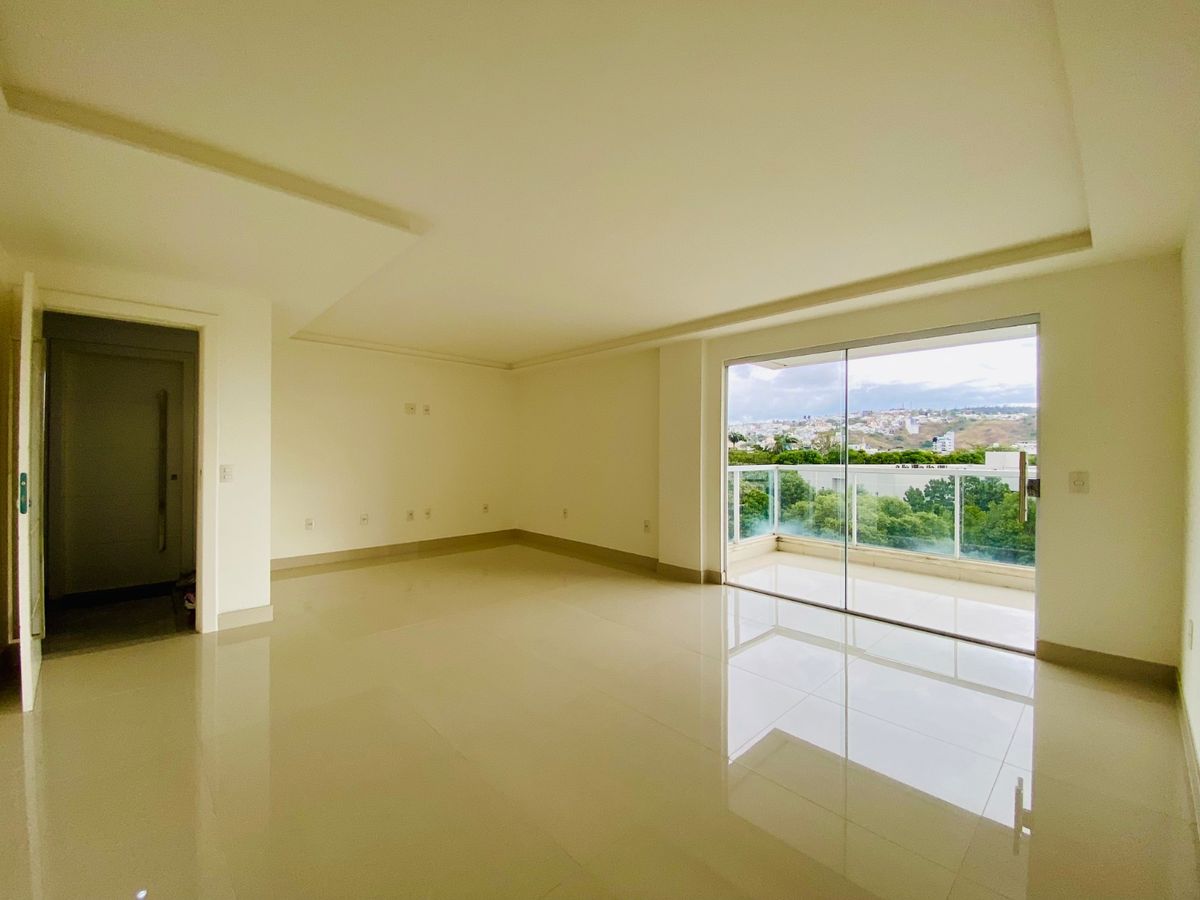 Apartamento com 3 quartos, Centro - Colatina