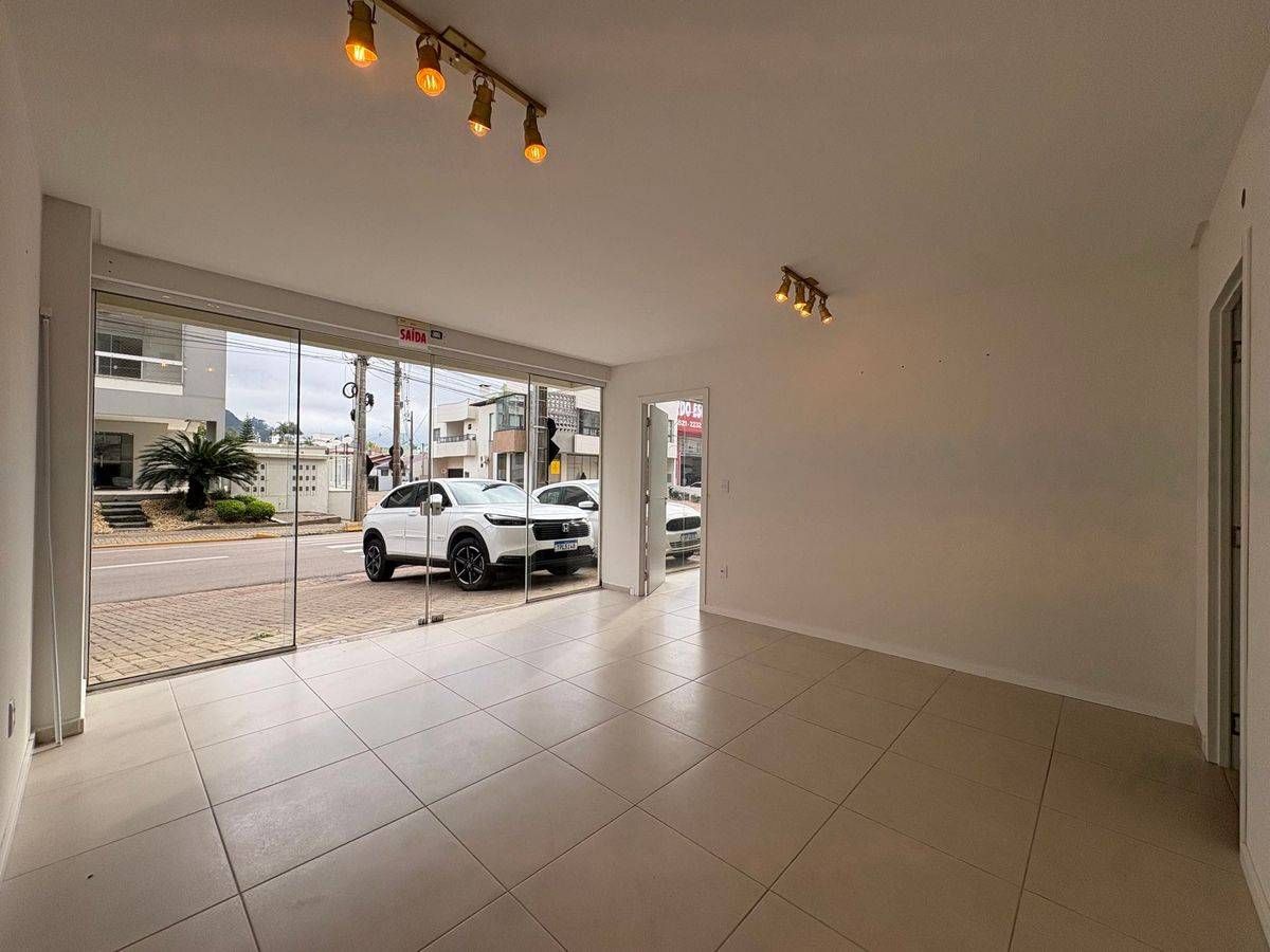 Sala Comercial - Aluguel - Escritório - 01 banheiro - 115m2 - Rua Prefeito Wenceslau Borini - Canta Galo - Rio do Sul