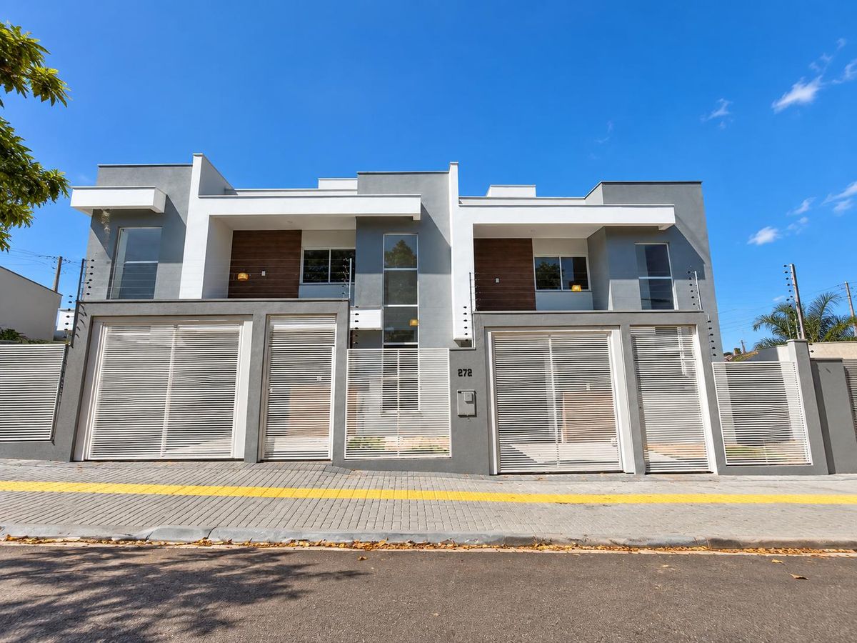 SOBRADO DE 2 QUARTOS PARA ALUGAR (R$2.500,00) NO JARDIM CURITIBANO EM FOZ DO IGUAÇU/PR - Sobrado em Jardim Curitibano I, Foz do Iguaçu - para locação - Imob10 Imobiliária Ltda