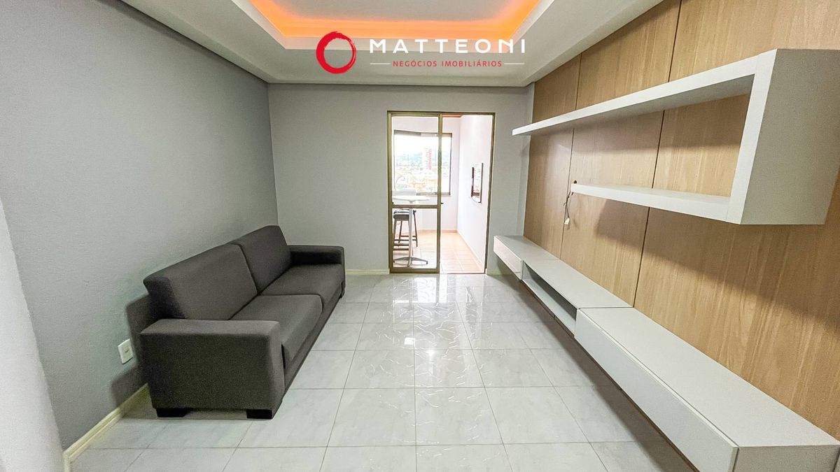 Apartamento semimobiliado para alugar com 3 dormitórios no Centro de Tubarão