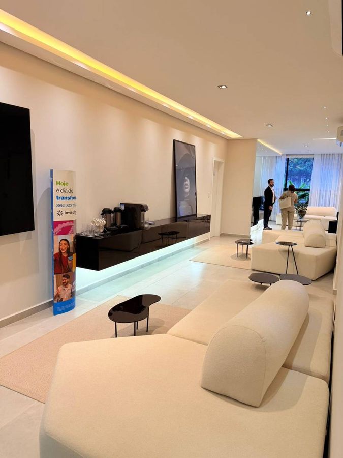 Aluga-se excelente sala comercial no Centro - Comercial - para locação - HB Imobiliária