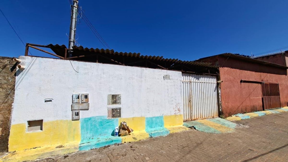 Casa à Venda na Chácara 27 – Sol Nascente Trecho 1 | 3 Residências | Excelente para Investimento - Casa em Brasília - à venda - Milton Aparecido Correa