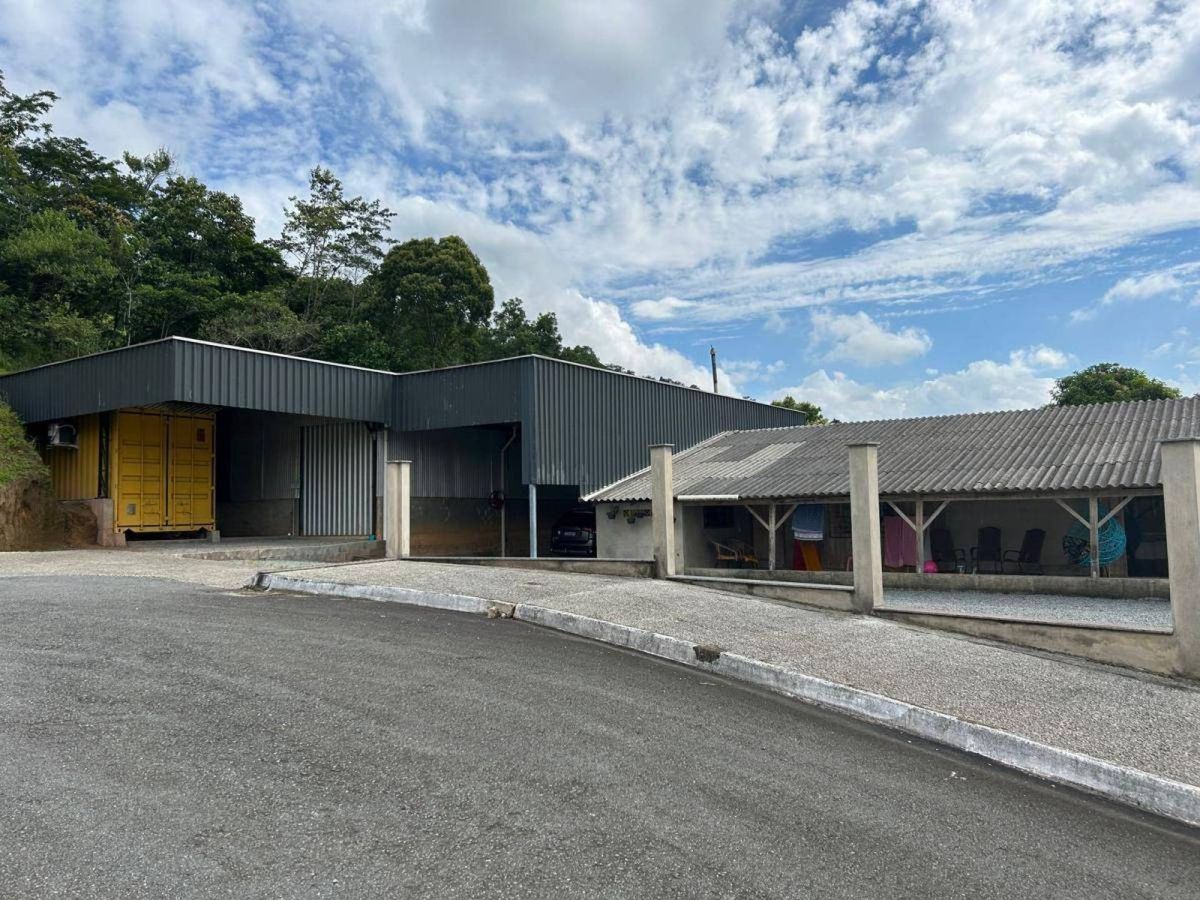 Casa para Venda em Jaraguá do Sul / SC no bairro Jaraguá 99 - Casa em Jaraguá 99, Jaraguá do Sul - à venda - Guara Imóveis Ltda
