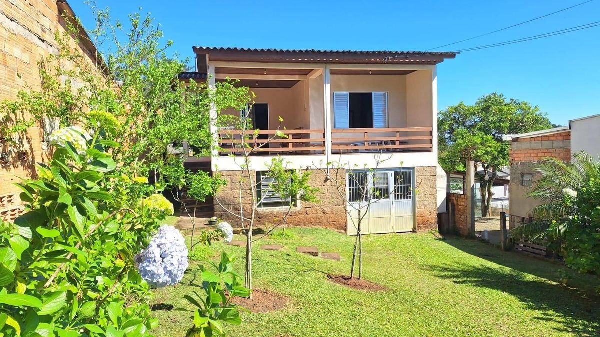 Casa com Pátio - Casa em São Luiz, Gravataí - à venda - Dimobi Cia imobiliaria