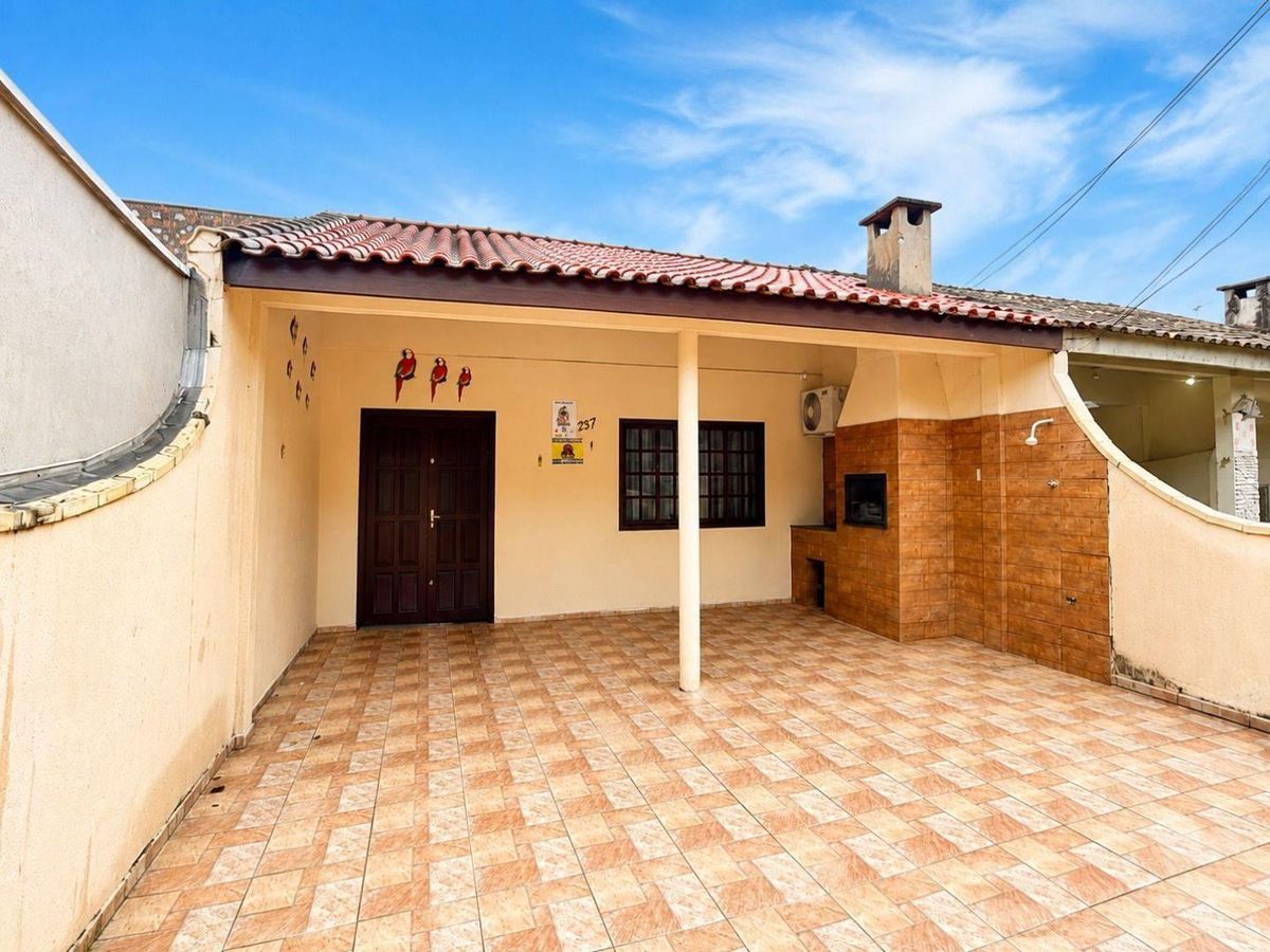 Casa com 2 dormitórios à venda, 112 m² por R$ 465.000,00 - Volta Ao Mundo I - Itapoá/SC - Casa em Volta ao Mundo I, Itapoá - à venda - Nossa Praia Imóveis