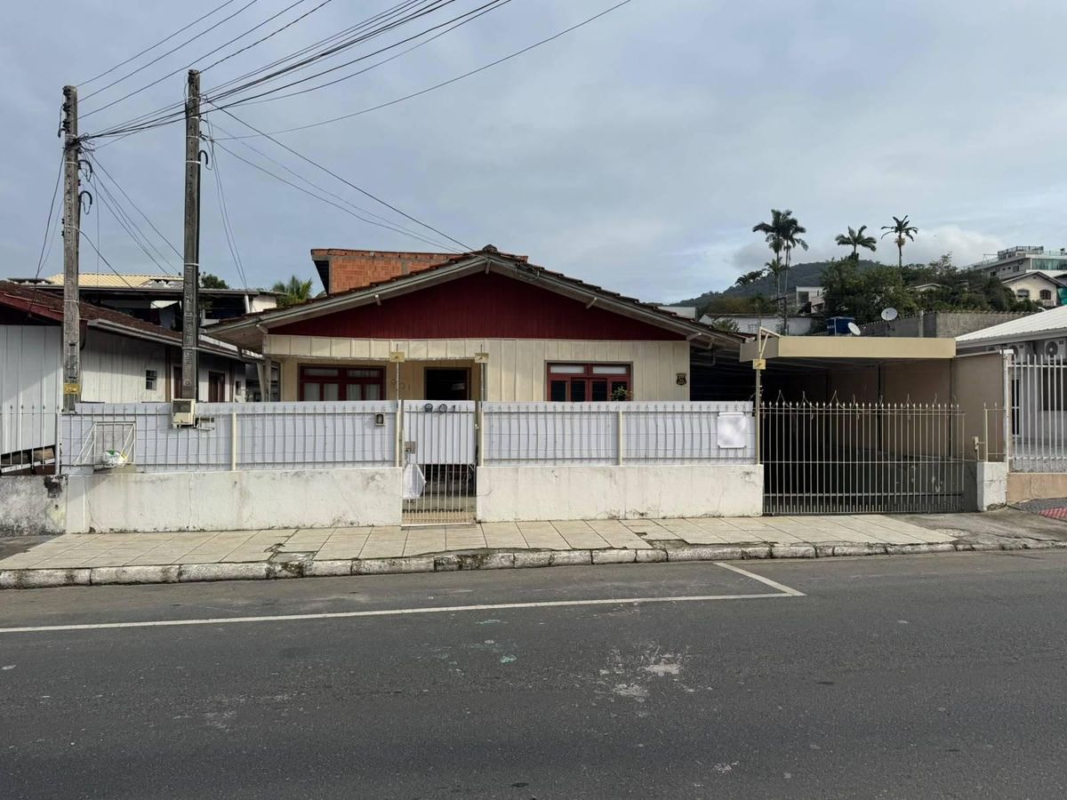 Terreno com 250m² no bairro das Nações em Balneário Camboriú - Lote/Terreno em Nações, Balneário Camboriú - à venda - Rah Imóveis & Incorporadora