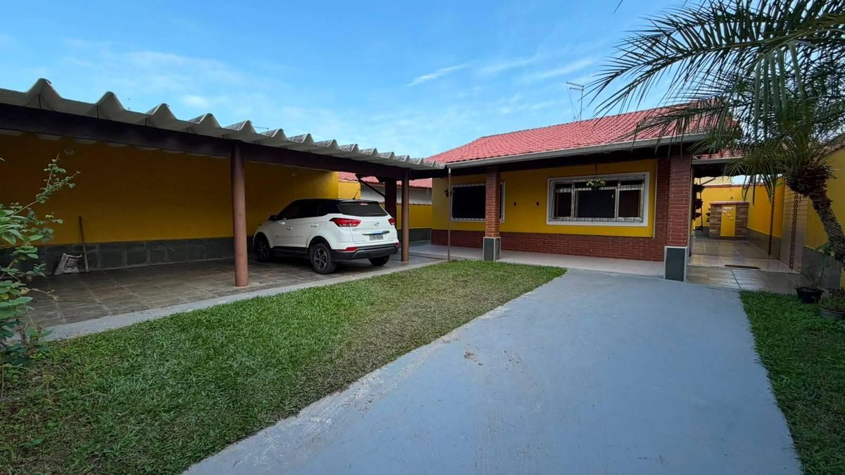 Casa com 3 quartos à Venda, Regina - Itanhaém - Casa em Regina, Itanhaém - à venda - Oliveira Filx Imóveis