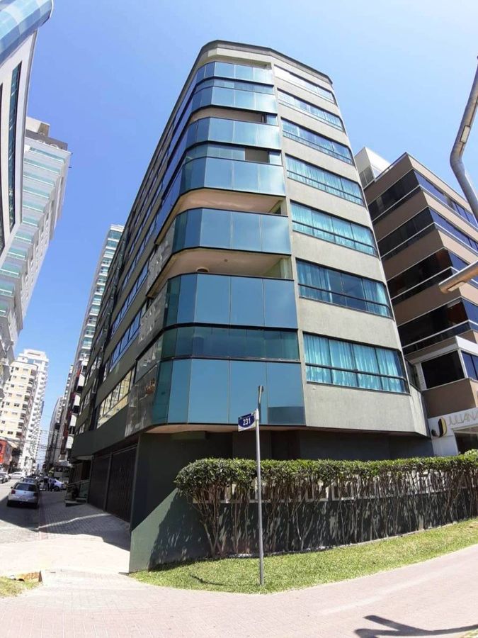 Apartamento com 04 dormitórios frente Mar - Apartamento em Meia Praia, Itapema - para temporada - SAVOIA IMÓVEIS