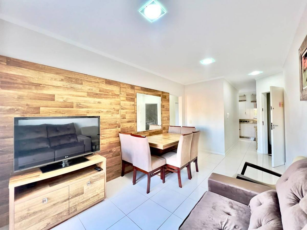 Apartamento para Locação Anual com 3 Quartos (Sendo 1 Suíte), 1 Vaga Privativa, no Bairro de Bombas - Bombinhas/SC