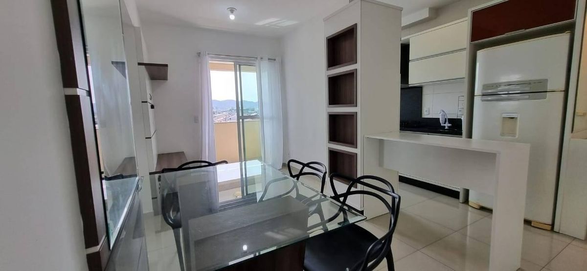Apartamento à venda, semimobiliado, 2 quartos, 1 vaga coberta, Edifício Residencial Águas Claras, Bairro Cordeiros, Itajaí-SC - Apartamento em Cordeiros, Itajaí - à venda - I3 CORRETORES ASSOCIADOS S/S