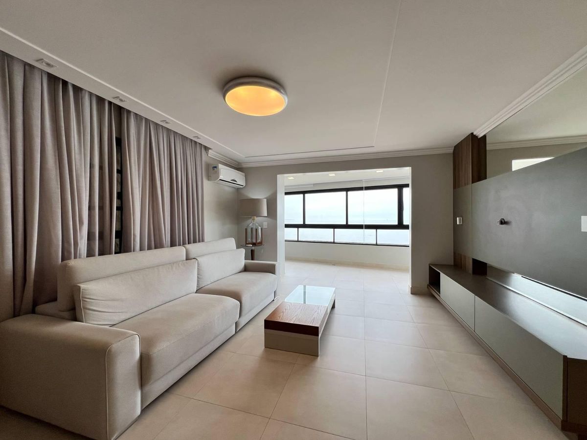 Apartamento Frente Mar Reformando 03 Suites e 02 Vagas | Mobiliado na Barra Sul para Locação - Apartamento em Centro, Balneário Camboriú - para locação - Desc Imóveis
