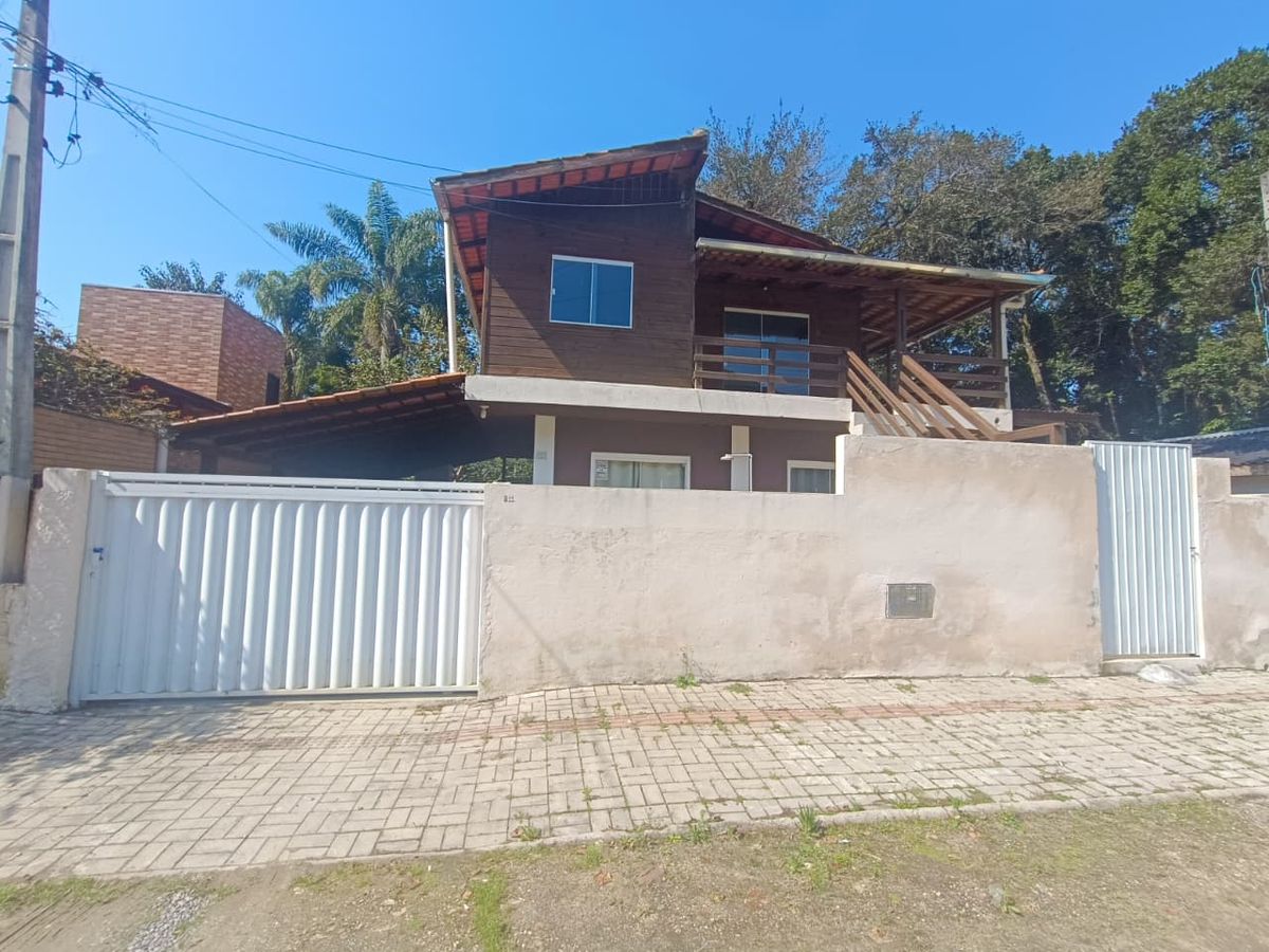 Oportunidade Casa Venda Mariscal - Casa em Mariscal, Bombinhas - à venda - Imobiliária Lenita Imóveis
