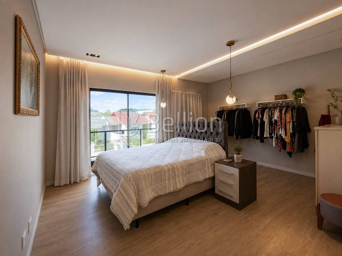 Casa de Alto Padrão, semi mobiliada à Venda na Divinéia em Rio dos Cedros 3 Quartos