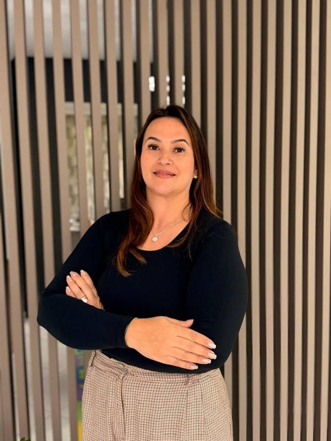 Corretora - Camila