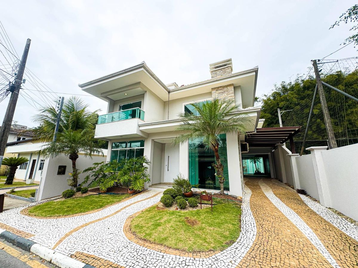 Casa com 04 dormitórios à venda no Condomínio Ariribá - Casa de Condomínio em Ariribá, Balneário Camboriú - à venda - Desc Imóveis