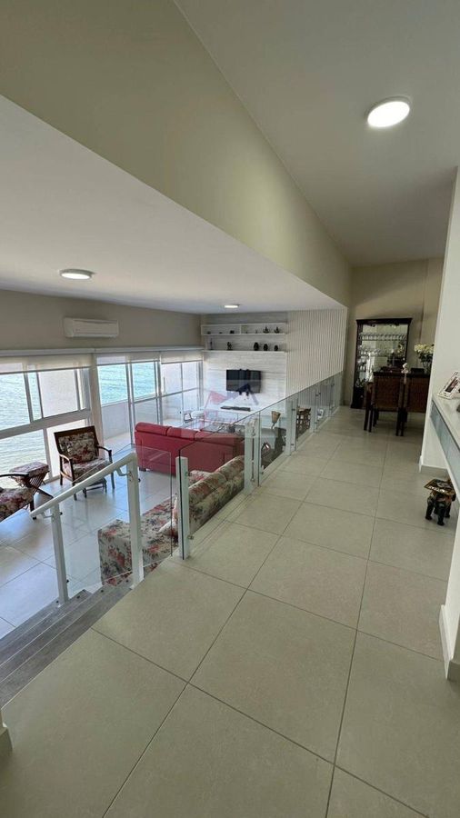 Apartamento com 3 dormitórios à venda no bairro Ilha Porchat - São Vicente/SP