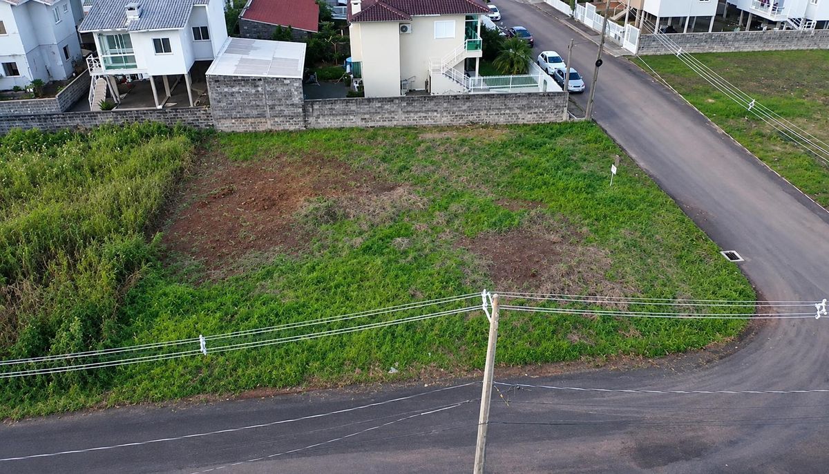 LOTE DE ESQUINA NO LOTEAMENTO BERNARDI - Lote/Terreno em Vila Jacob Biezus, Concórdia - à venda - Conecta Imóveis