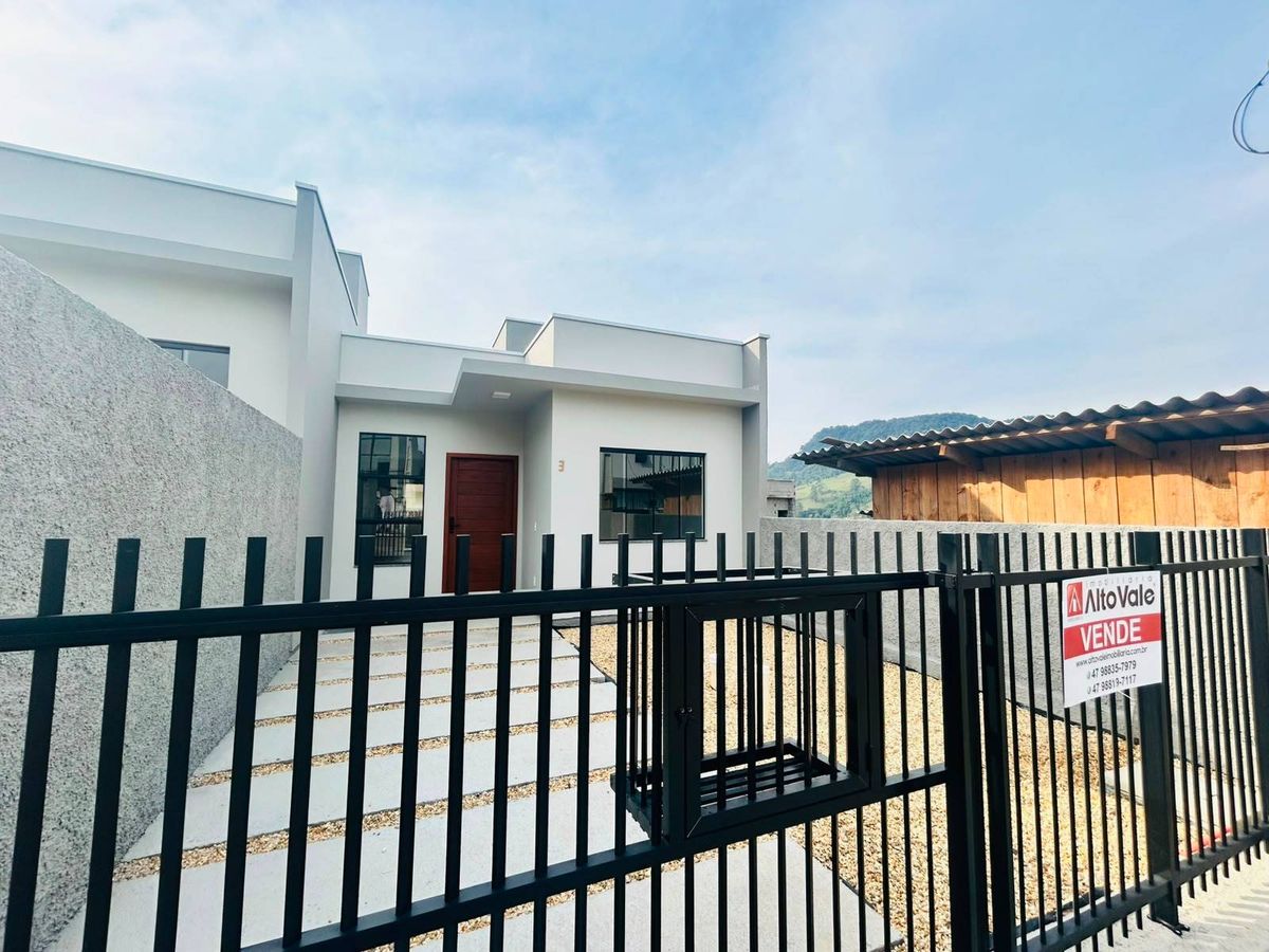 GEMINADA A VENDA - Casa Geminada em Taboão, Rio do Sul - à venda - IMOBILIARIA ALTO VALE LTDA