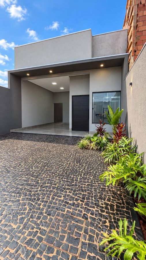 Casa com 3 quartos, Vila Meneses - Rio Verde