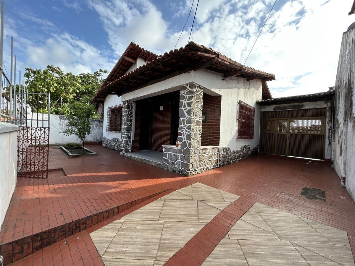 Ponto comercial para alugar no Monte Castelo, 6 salas, 4 banheiros, 1 recepção, 2 vagas de garagem privativa. - Comercial em Monte Castelo, São Luís - para locação - V s Ferreira imobiliária