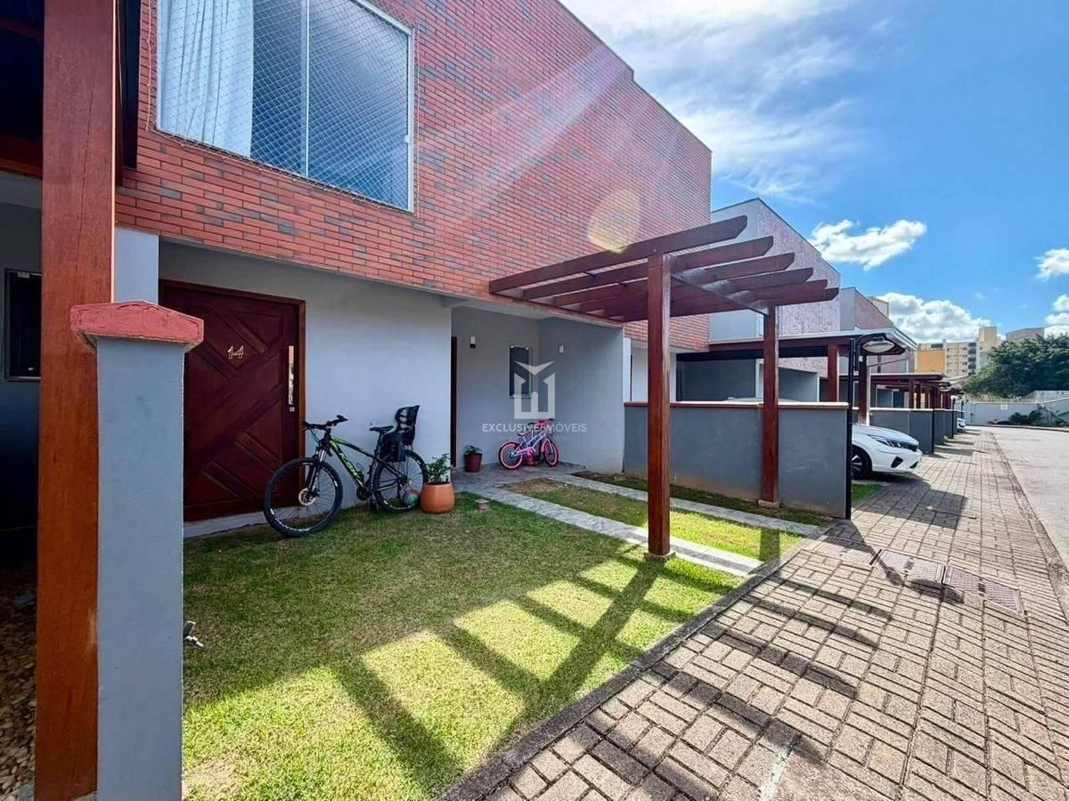 Geminado Semi-mobiliado 3 quartos sendo 1 suíte no Itaum - Geminado em Itaum, Joinville - à venda - EX Negócios Imobiliários LTDA