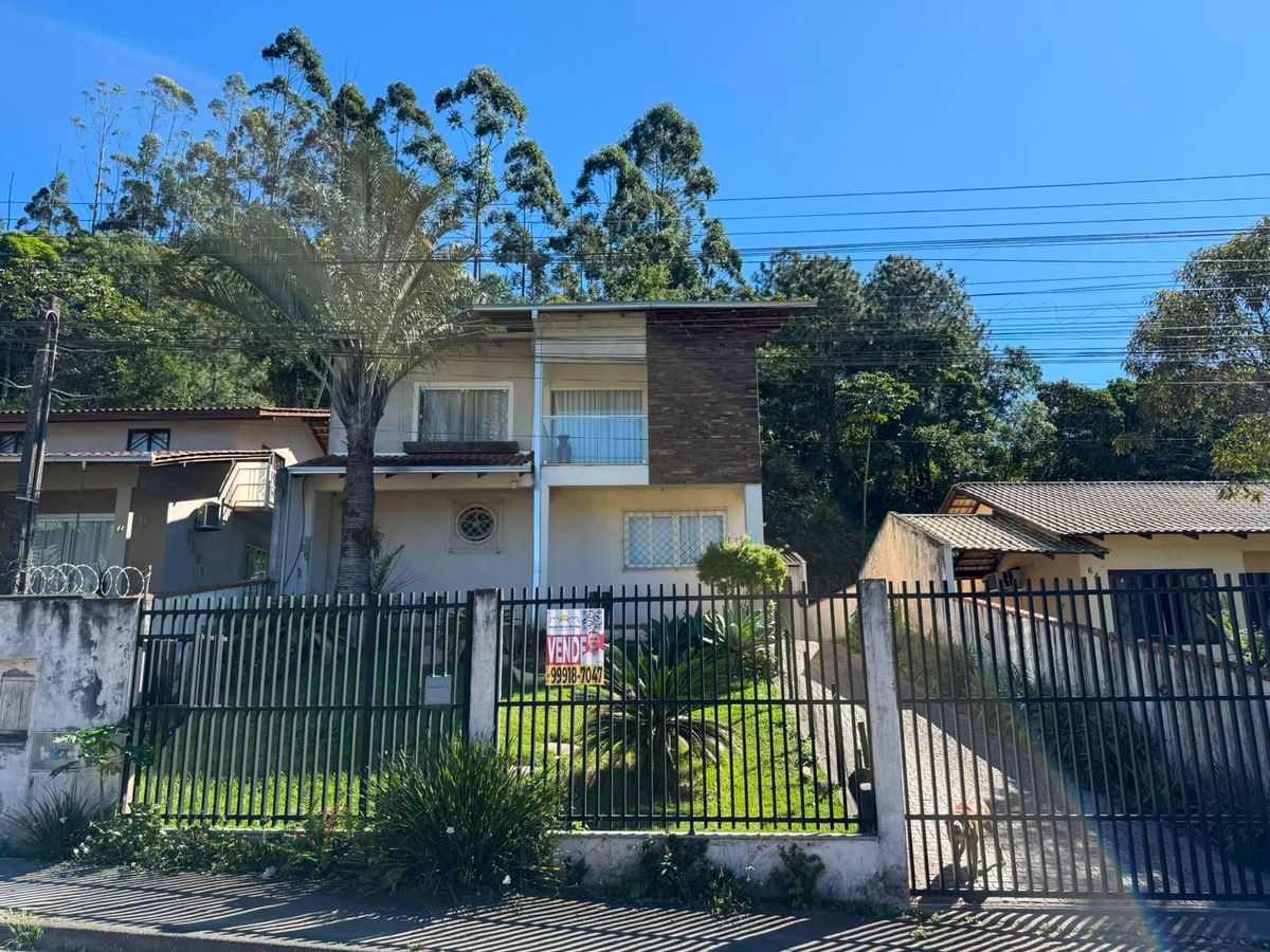 Sobrado 3 quartos Profipo Joinville SC - Casa em Profipo, Joinville - à venda - IMOBILIARIA BORBA