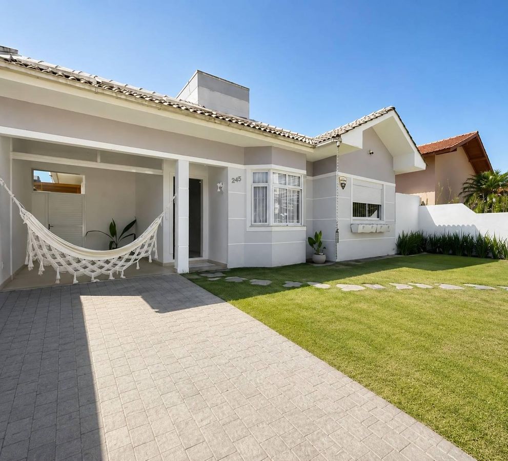 Residencial › Casa - Venda - 360,00 (M²) de Área Total - 120,00 (M²) de Área Privativa - R$:1.550.000,00 - Cidade Universitária Pedra Branca - Palhoça - SC - Casa em Cidade Universitária Pedra Branca, Palhoça - à venda - 500 NEGOCIOS IMOBILIARIOS EIRELI
