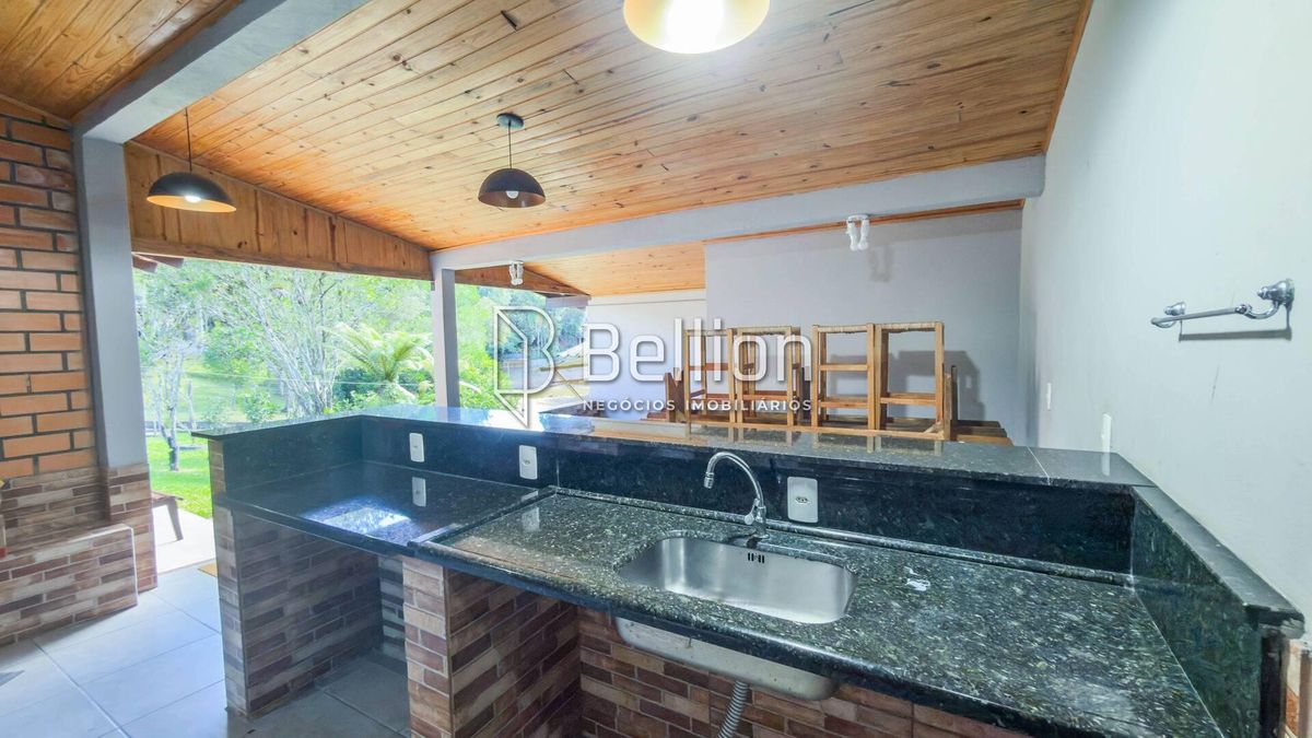 Casa de campo em Alto Cedros