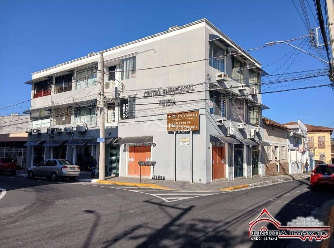 (TI) SALA COMERCIAL A VENDA NO CENTRO DE JACAREI AO LADO DO FÓRUM. - Salas Comerciais em Centro, Jacareí - à venda - LISURA IMÓVEIS