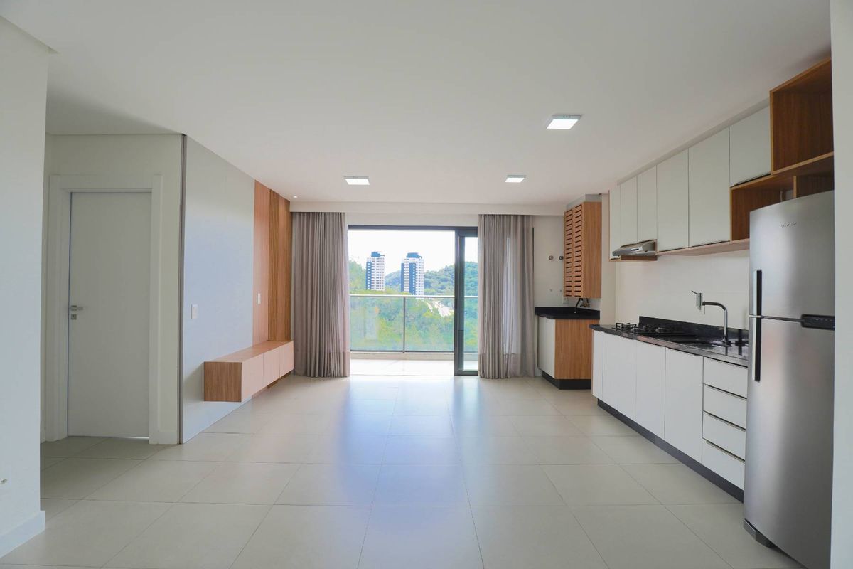 Apartamento a venda no Edifício Brava Garden na Praia Brava - Apartamento em Itajaí - à venda - IMOBILIÁRIA TERRA ITAJAI LTDA