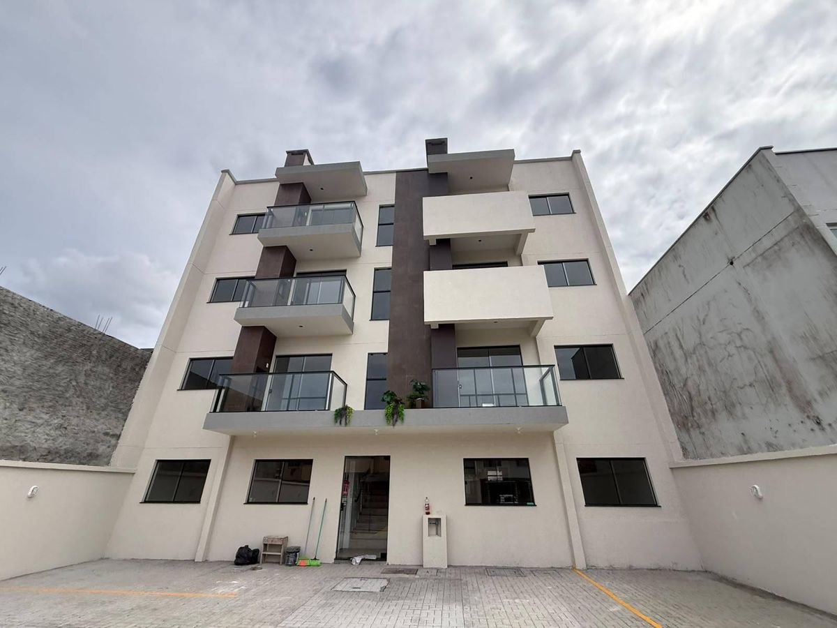 Apartamentos no bairro Santa Regina - Apartamento em Santa Regina, Camboriú - à venda - Roseli Imóveis