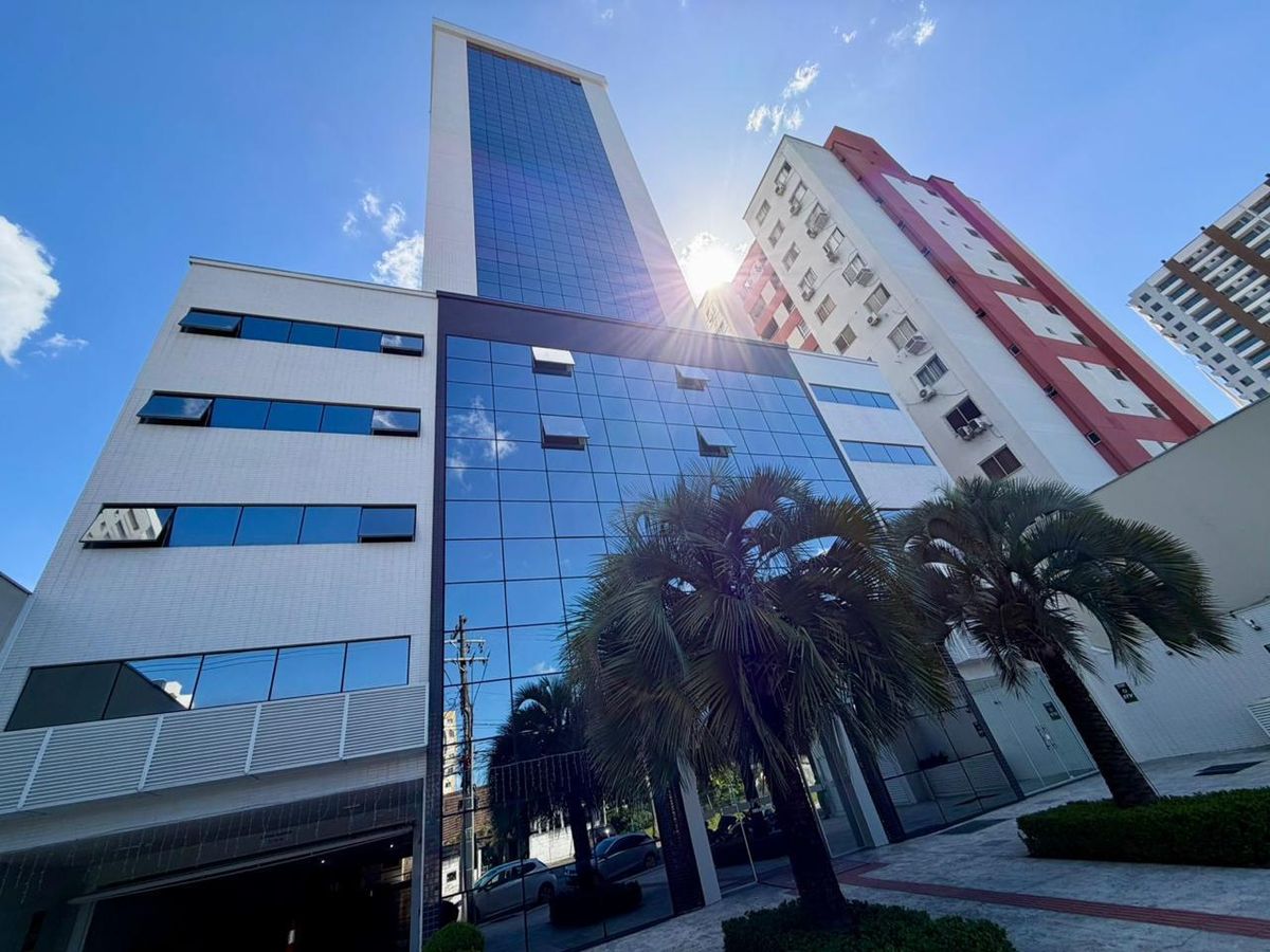 sala comercial manhattan - Salas Comerciais em Centro, Itajaí - à venda - CINTHIA GREGORIO DOS SANTOS